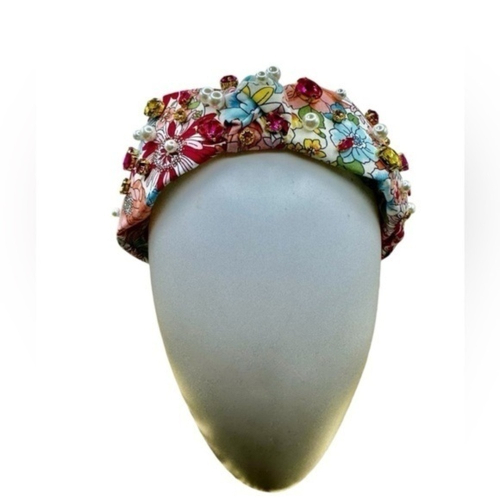 Embellishment headband
